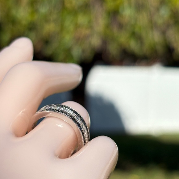 Genuine Natural Black and White Diamond Band Ring Sterling Silver Unisex Size 7 - Picture 11 of 15